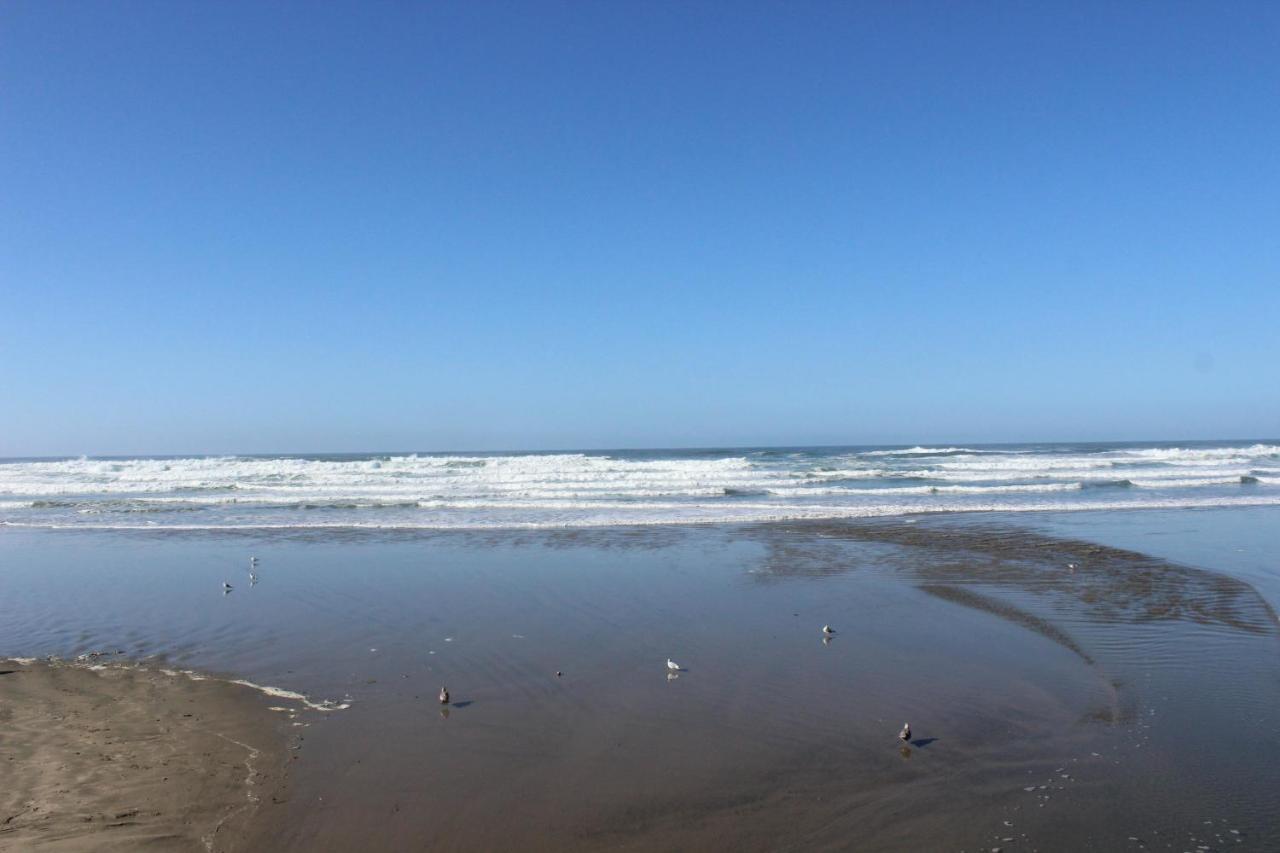 Nye Beach Retreat Нюпорт Екстериор снимка